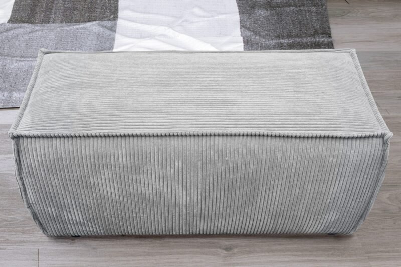 pouf en velours gris